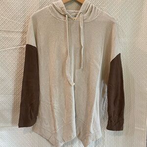Earthbound ribbed long sleeve hooded pullover. NWT. Large. Lightweight/oversized
